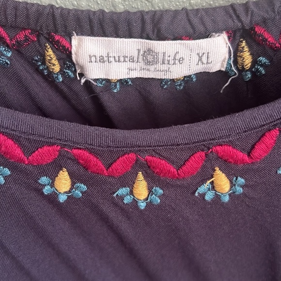 Natural Life Top XL - Picture 2 of 6